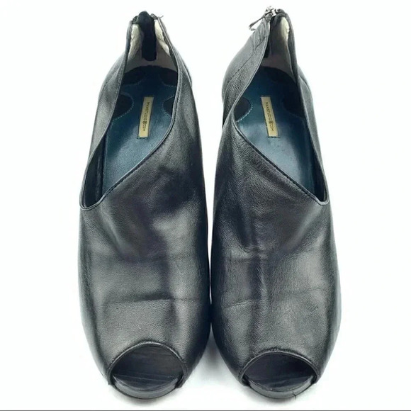 Max Studio ankle booties size 8.5 black leather - Picture 2 of 11